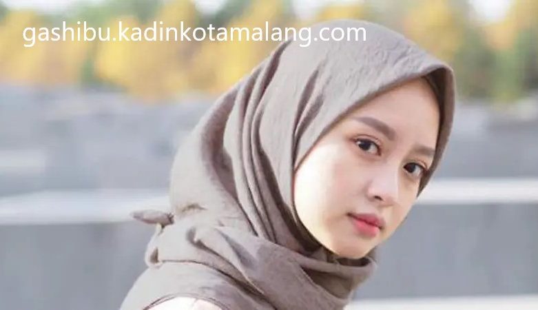 Gita Savitri: YouTuber Aktivis